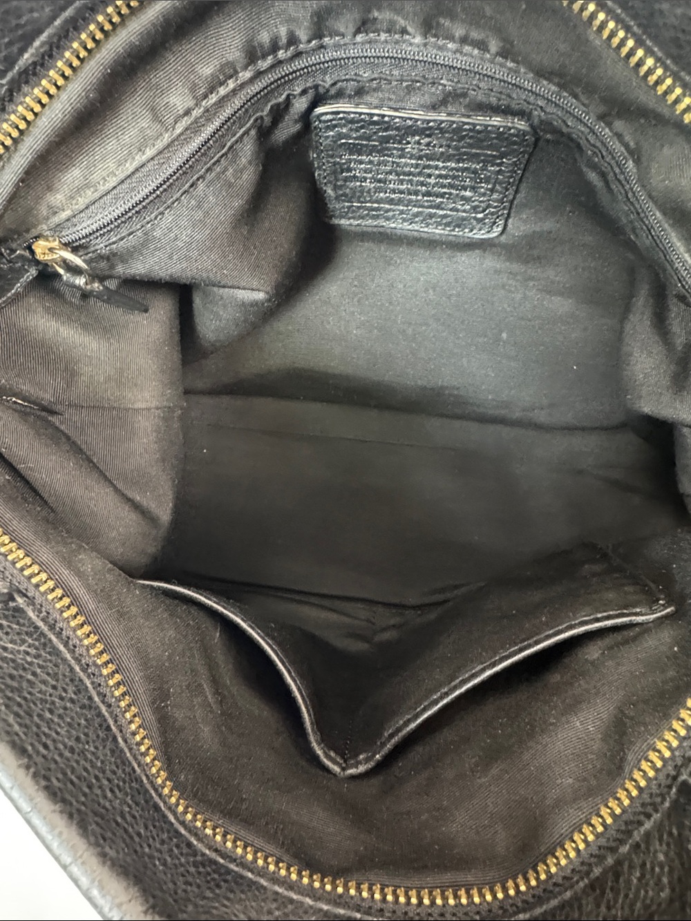 Coach Isabelle East West Hobo Crossbody Black Pebbled Leather Bag - Picture 14 of 15